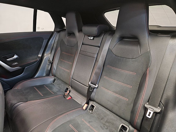 Mercedes-Benz CLA250 e 20 of 30