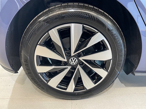 Volkswagen ID.3 Neo 7 of 9
