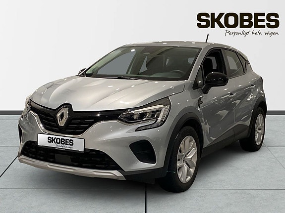 Renault Captur 3 of 16