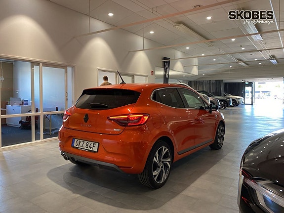 Renault Clio 6 of 16