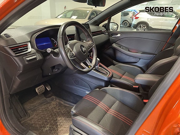 Renault Clio 7 of 16