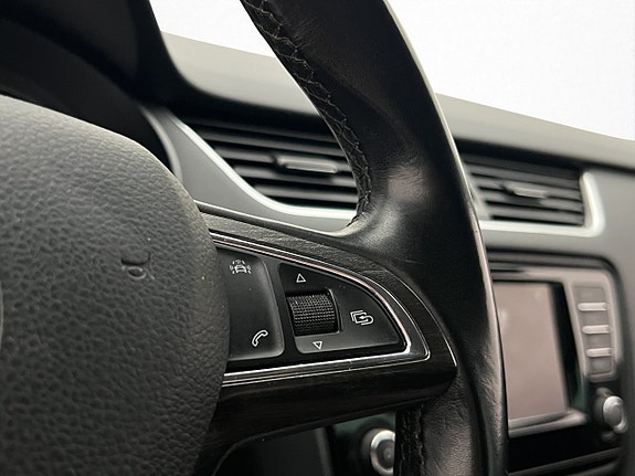 Skoda Octavia Scout 19 of 30