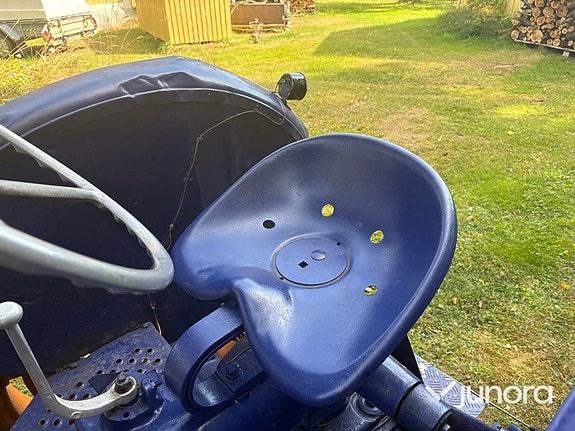 Traktor - Fordson Major, E2058 9 of 30
