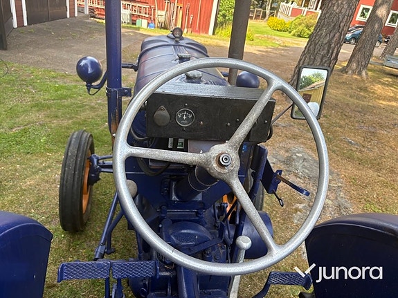 Traktor - Fordson Major, E2058 11 of 30