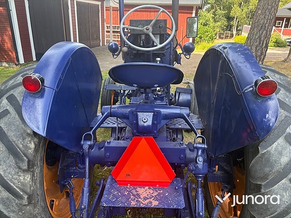 Traktor - Fordson Major, E2058 25 of 30