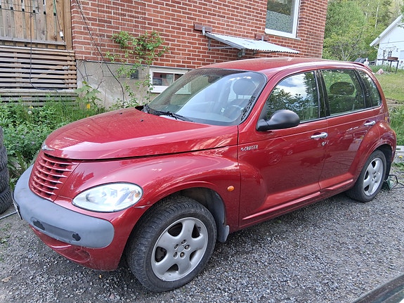 Chrysler PT Cruiser 2 of 8