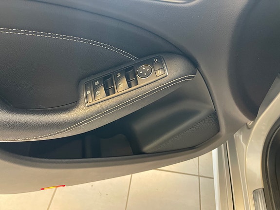 Mercedes-Benz B200 d 11 of 11