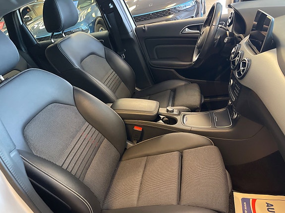 Mercedes-Benz B200 d 5 of 11