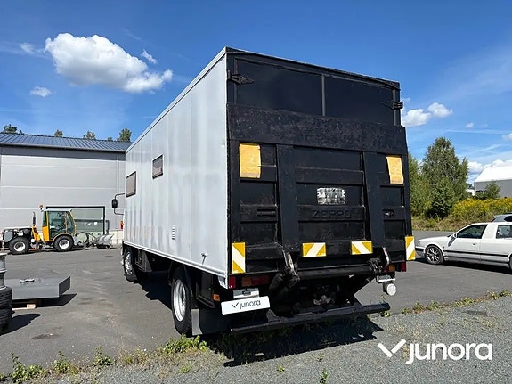 Specialfordon Volvo F613 (Inrett skåp) 4 of 30
