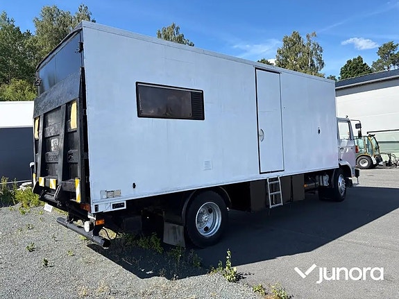 Specialfordon Volvo F613 (Inrett skåp) 7 of 30