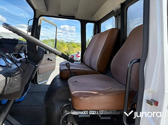 Specialfordon Volvo F613 (Inrett skåp) 14 of 30