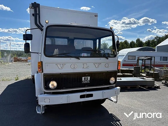 Specialfordon Volvo F613 (Inrett skåp) 11 of 30