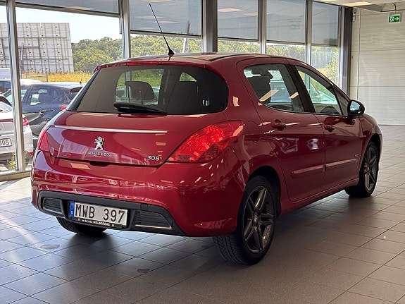 Peugeot 308 3 of 16