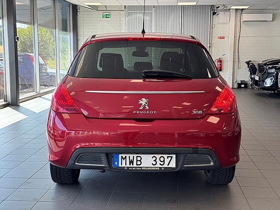 Peugeot 308 4 of 16