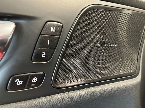 Volvo S60 12 of 15