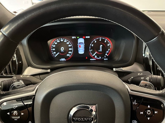 Volvo S60 13 of 15