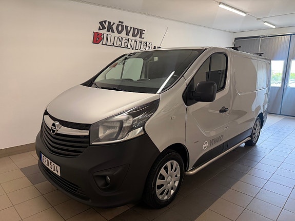 Opel Vivaro 2 of 12