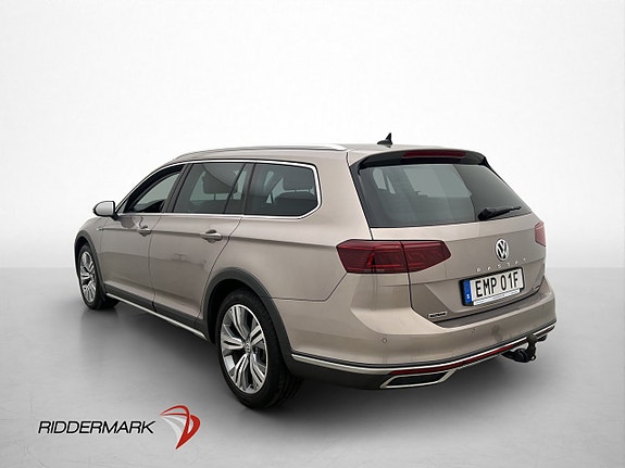 Volkswagen Passat Alltrack 5 of 30