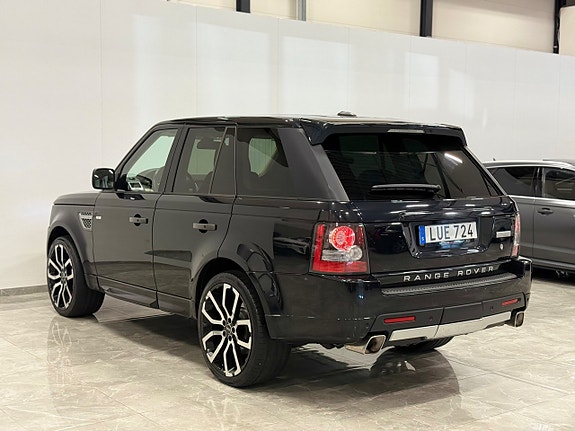 Land Rover Range Rover Sport 3 of 30