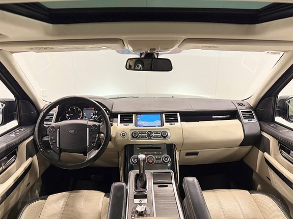 Land Rover Range Rover Sport 10 of 30