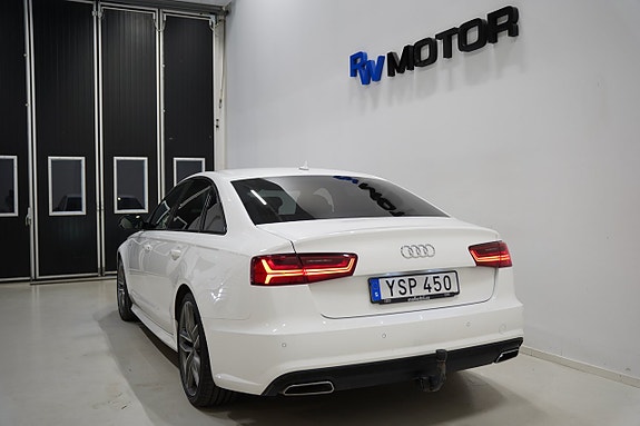Audi A6 4 of 19