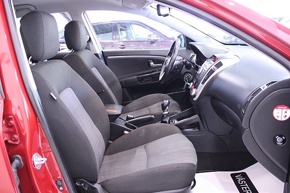 Kia Ceed 16 of 27