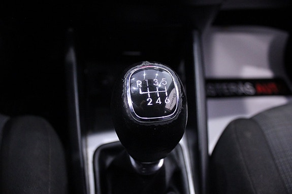 Kia Ceed 22 of 27