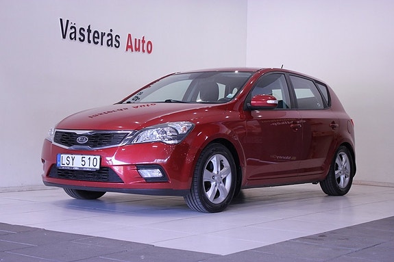 Kia Ceed 2 of 27