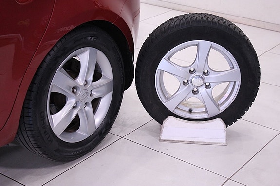 Kia Ceed 25 of 27