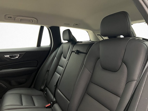Volvo V60 23 of 30