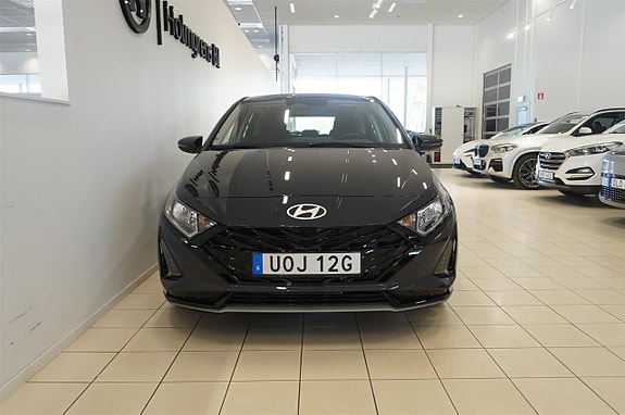 Hyundai i20 4 of 12