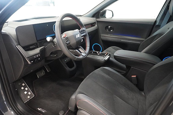 Hyundai Ioniq 5 2 of 23