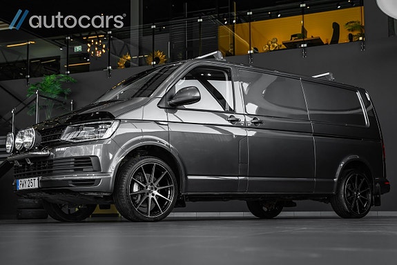 Volkswagen Transporter 4 of 30