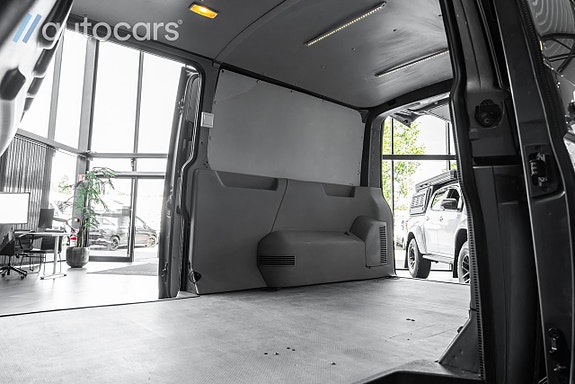 Volkswagen Transporter 19 of 30
