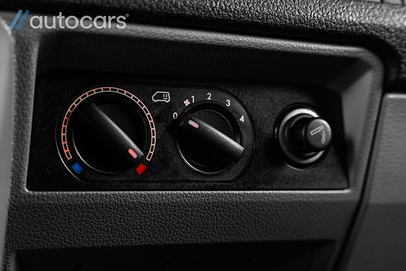Volkswagen Transporter 25 of 30