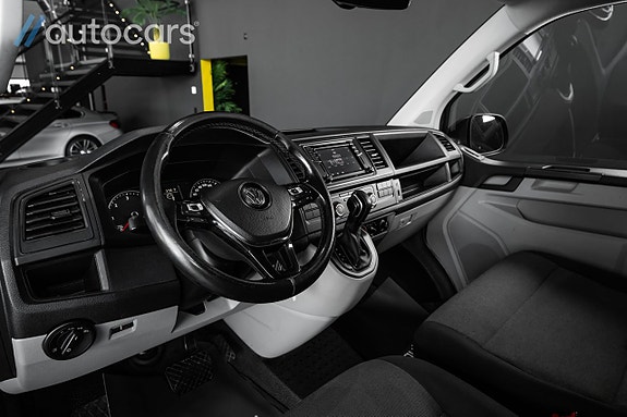 Volkswagen Transporter 20 of 30