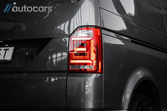 Volkswagen Transporter 12 of 30
