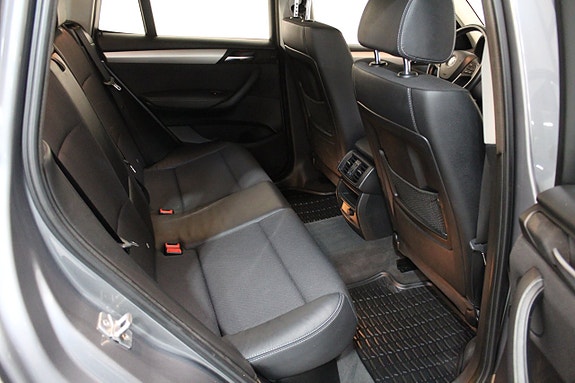 BMW X3 8 of 26