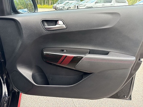 Kia Picanto 20 of 24