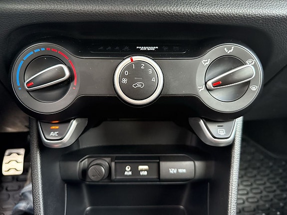 Kia Picanto 22 of 24
