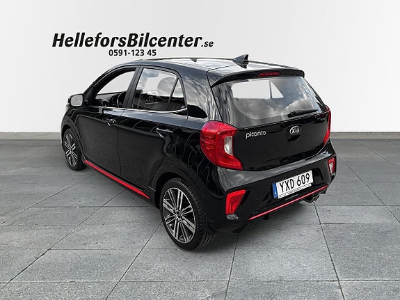 Kia Picanto 2 of 24