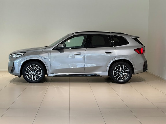 BMW X1 2 of 9