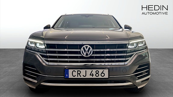 Volkswagen Touareg 8 of 12