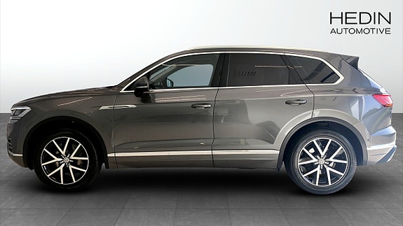 Volkswagen Touareg 6 of 12