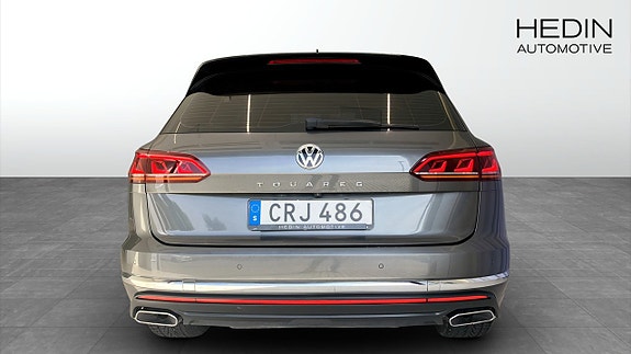 Volkswagen Touareg 7 of 12