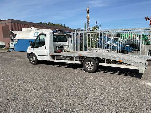 Ford Transit 3 of 11