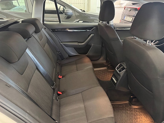 Skoda Octavia 18 of 19