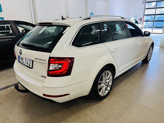 Skoda Octavia 14 of 19
