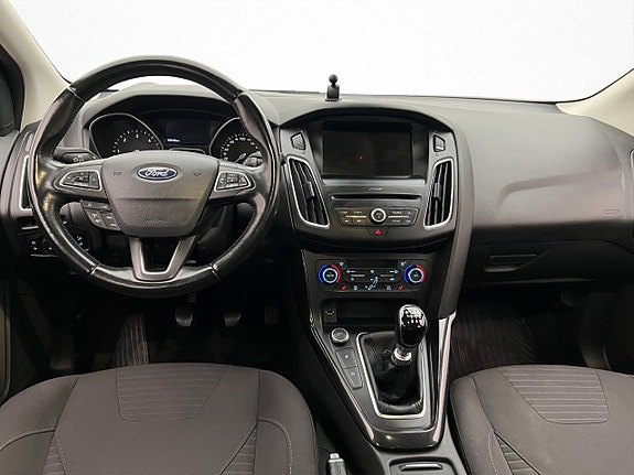 Ford Focus 10 of 26