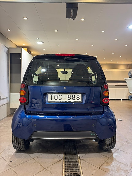 Smart City Coupé 2 of 6